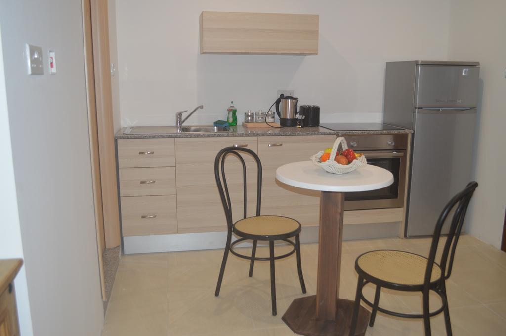 Estrella Lodging Rabat Room photo